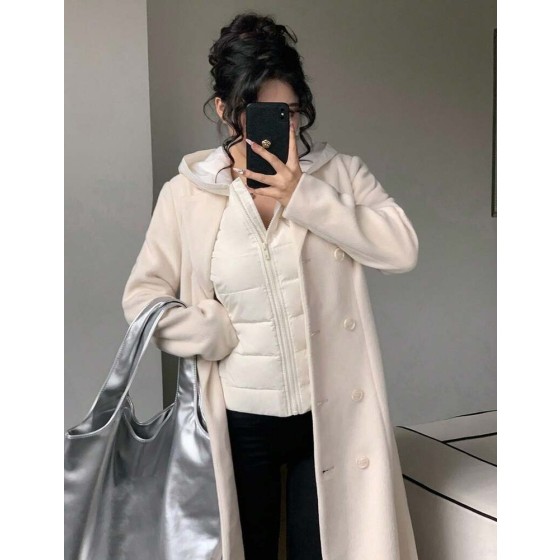 DAZY 女士连帽棉衣，撞色袖子，合身腰部，优雅都市休闲外套